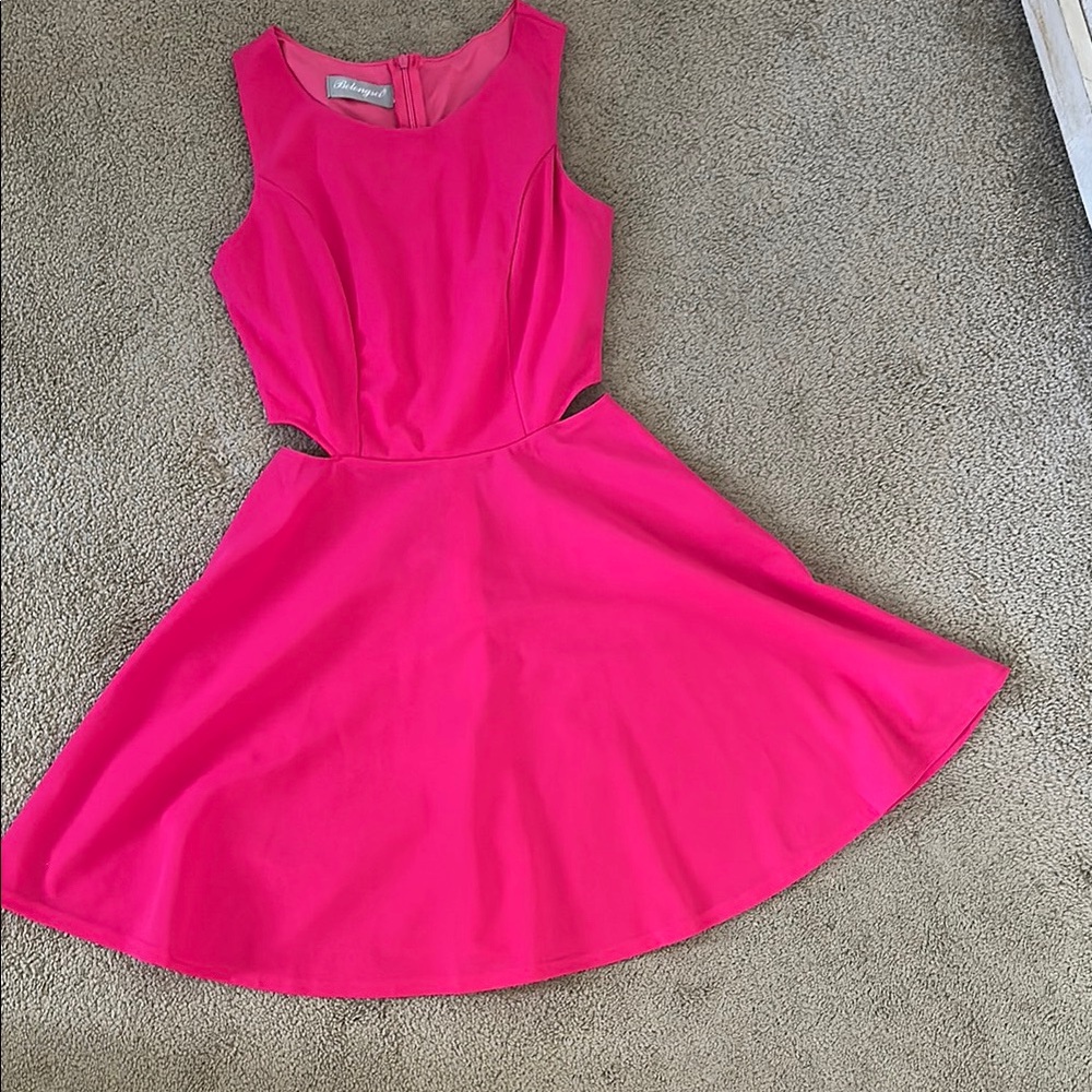 Elegant Pink Midi Dress